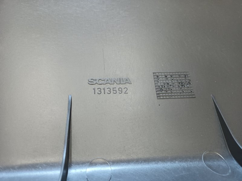 SCANIA MUDGUARD 1313592 - Kotflügel für LKW: das Bild 2 SCANIA MUDGUARD 1313592 - Kotflügel für LKW: das Bild 2