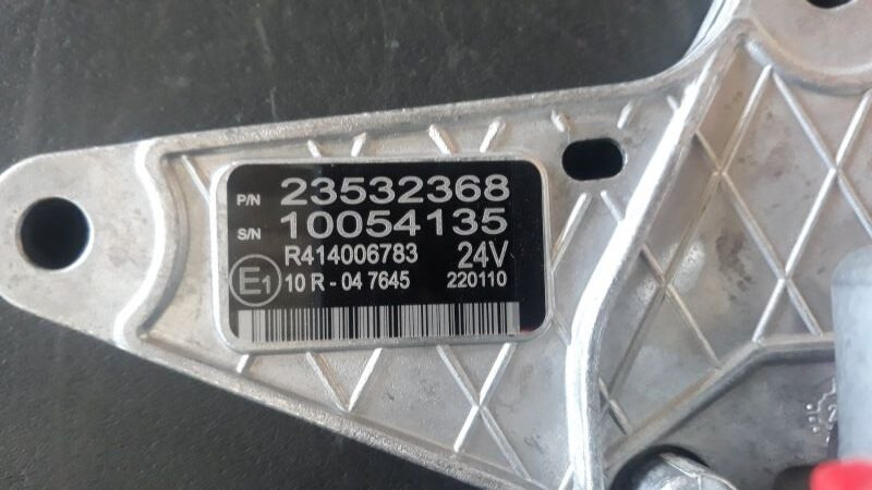 VOLVO VOLVO CE AIR VALVE 23532368 - Bremsventil für LKW: das Bild 2 VOLVO VOLVO CE AIR VALVE 23532368 - Bremsventil für LKW: das Bild 2