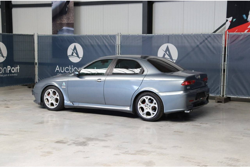 Alfa Romeo 156 3.2i V6 24v GTA - Limousine: das Bild 3 Alfa Romeo 156 3.2i V6 24v GTA - Limousine: das Bild 3