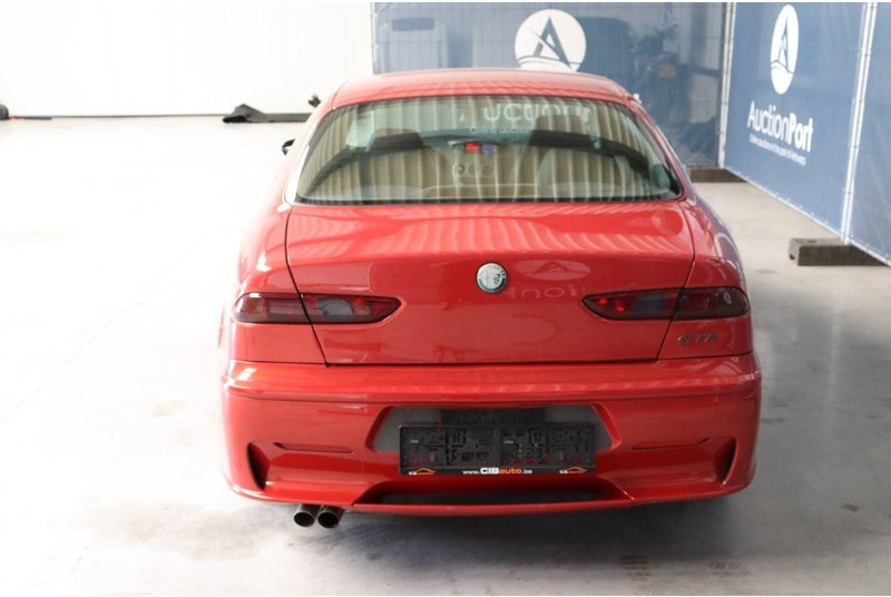 Alfa Romeo 156 3.2i V6 24v GTA - Limousine: das Bild 5 Alfa Romeo 156 3.2i V6 24v GTA - Limousine: das Bild 5