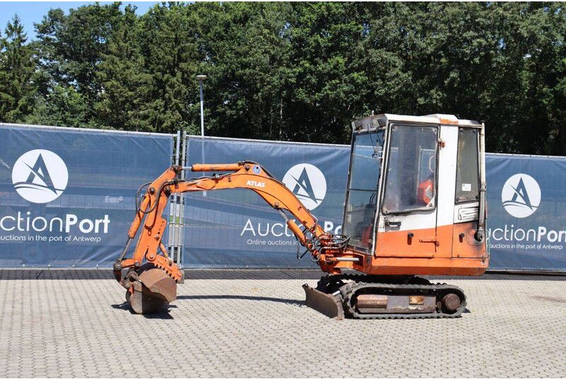 Atlas R404 - Minibagger: das Bild 1 Atlas R404 - Minibagger: das Bild 1