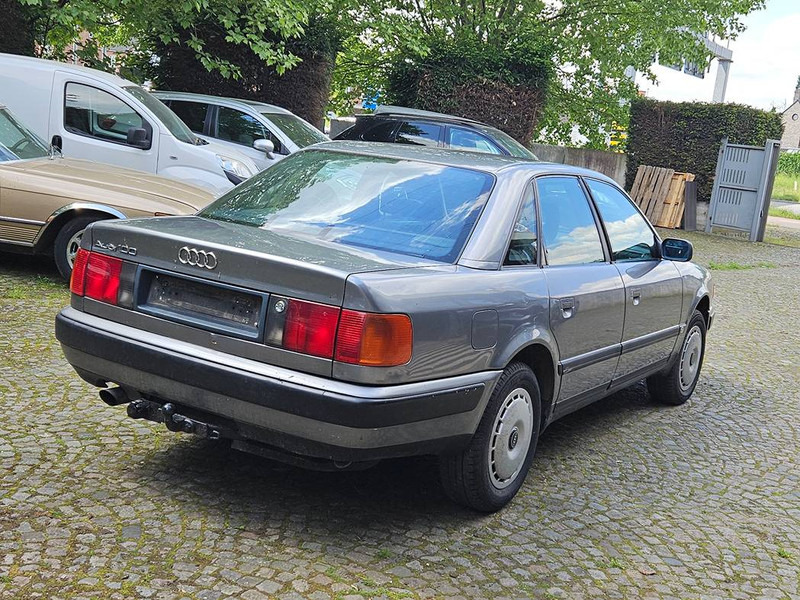 Audi 100 2.4D - Limousine: das Bild 2 Audi 100 2.4D - Limousine: das Bild 2