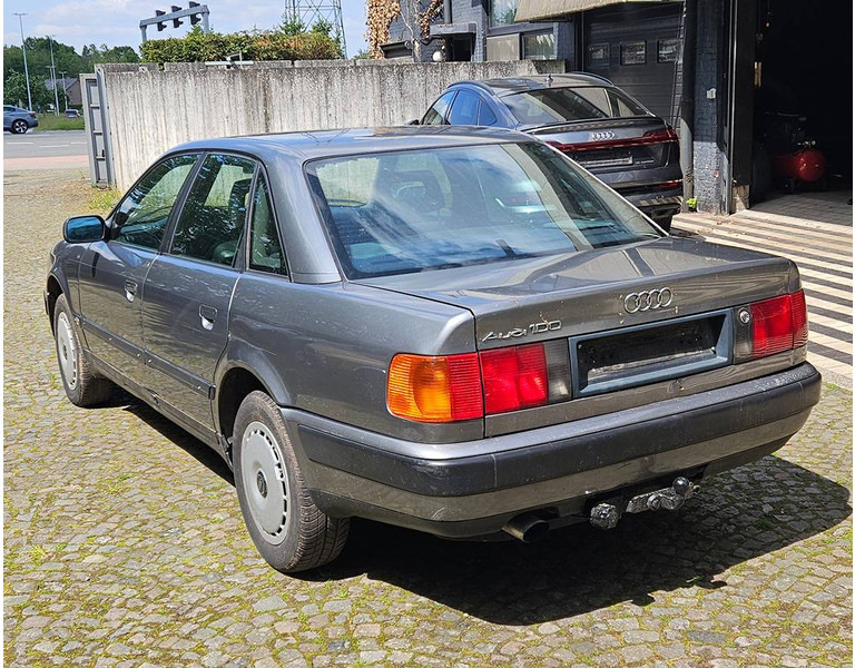 Audi 100 2.4D - Limousine: das Bild 4 Audi 100 2.4D - Limousine: das Bild 4