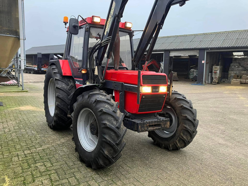 Case 844 XL Plus - Traktor: das Bild 3 Case 844 XL Plus - Traktor: das Bild 3