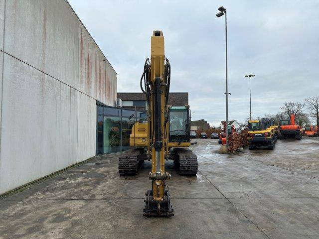 Caterpillar 323DL - Kettenbagger: das Bild 2 Caterpillar 323DL - Kettenbagger: das Bild 2