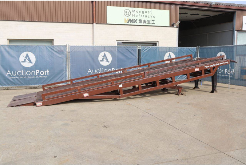 Containerramps Mangust LR12T - Pritschenanhänger/ Plattformanhänger: das Bild 1 Containerramps Mangust LR12T - Pritschenanhänger/ Plattformanhänger: das Bild 1
