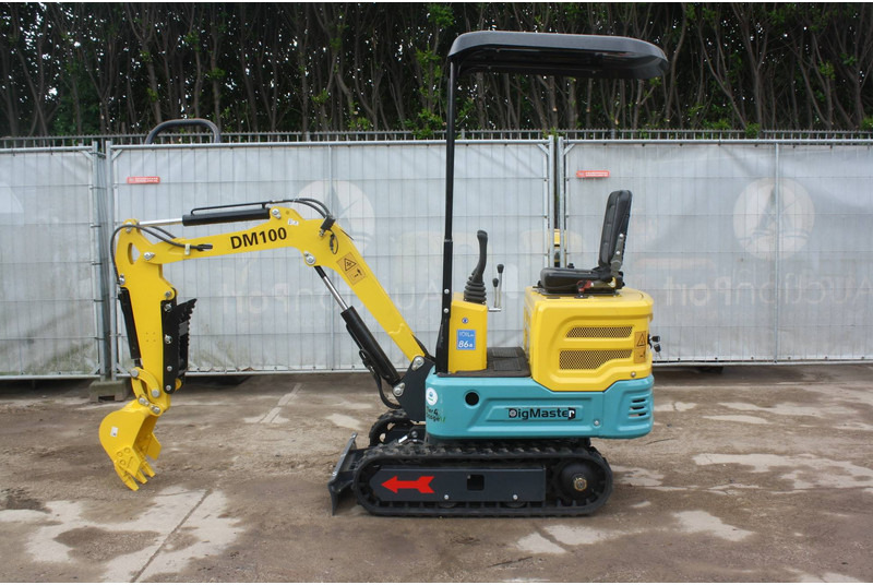 DigMaster DM100 - Minibagger: das Bild 2 DigMaster DM100 - Minibagger: das Bild 2