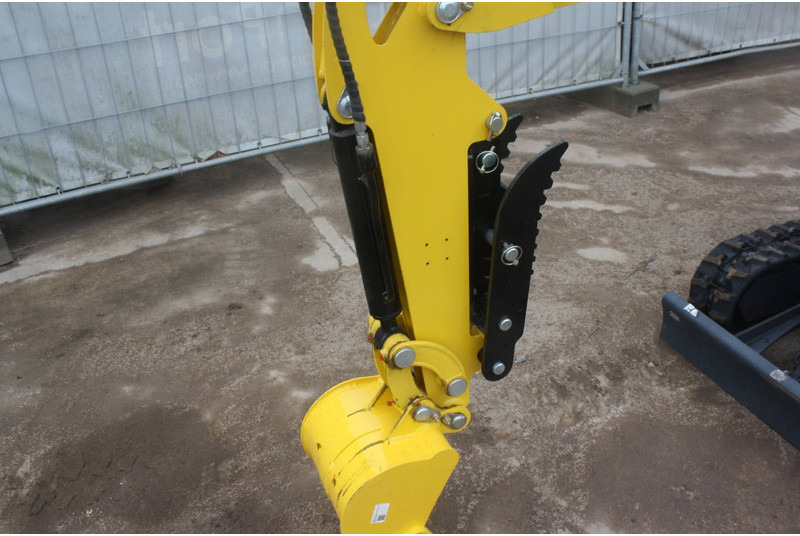 DigMaster DM100 - Minibagger: das Bild 4 DigMaster DM100 - Minibagger: das Bild 4
