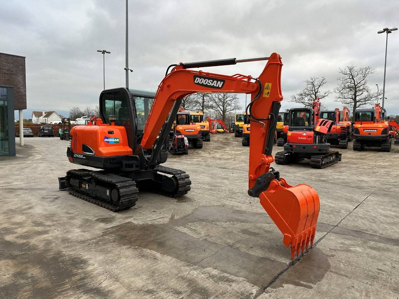 Doosan DX55-9C - Kettenbagger: das Bild 3 Doosan DX55-9C - Kettenbagger: das Bild 3
