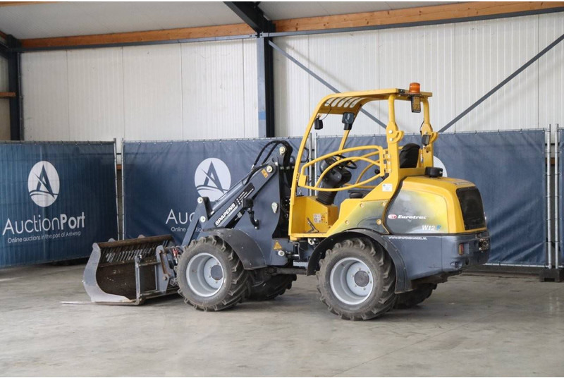 Eurotrac 830/W12-F - Radlader: das Bild 3 Eurotrac 830/W12-F - Radlader: das Bild 3
