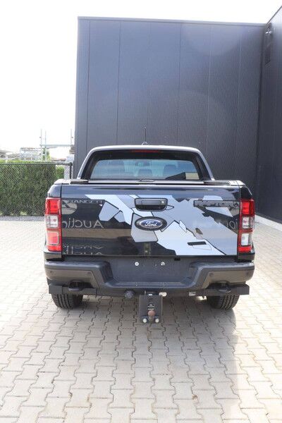 Ford Ranger Raptor - Limousine: das Bild 5 Ford Ranger Raptor - Limousine: das Bild 5