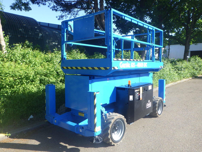 Genie GS-4069DC - Scherenbühne: das Bild 2 Genie GS-4069DC - Scherenbühne: das Bild 2
