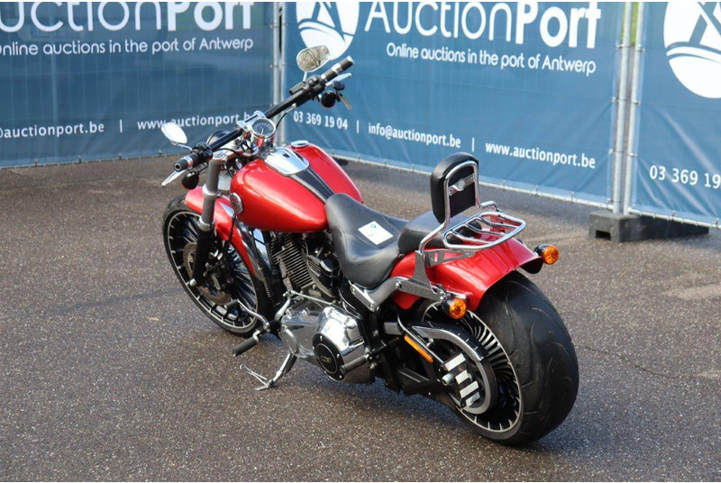 Harley-Davidson Breakout - Motorrad: das Bild 4 Harley-Davidson Breakout - Motorrad: das Bild 4