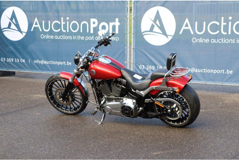 Harley-Davidson Breakout - Motorrad: das Bild 3 Harley-Davidson Breakout - Motorrad: das Bild 3