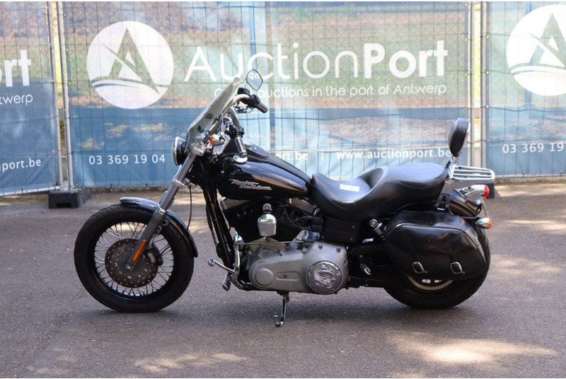 Harley-Davidson Dyna Street Bob - Motorrad: das Bild 2 Harley-Davidson Dyna Street Bob - Motorrad: das Bild 2