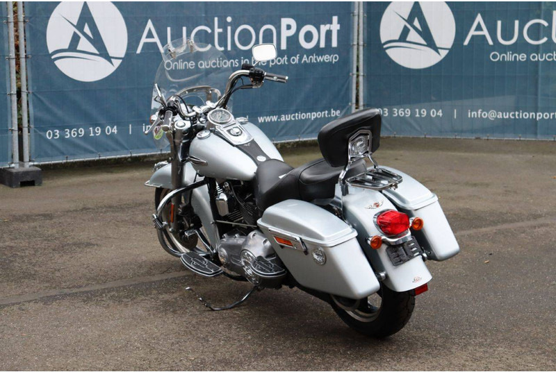 Harley-Davidson Dyna Switchback - Motorrad: das Bild 4 Harley-Davidson Dyna Switchback - Motorrad: das Bild 4