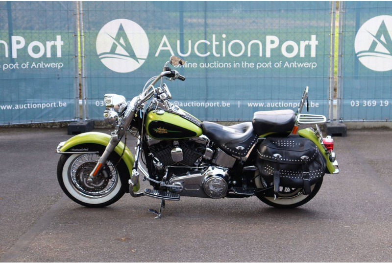 Harley-Davidson Heritage Softail Classic - Motorrad: das Bild 2 Harley-Davidson Heritage Softail Classic - Motorrad: das Bild 2