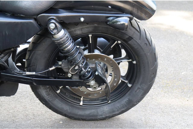 Motorrad Harley-Davidson Sporster XL 883 Iron: das Bild 12