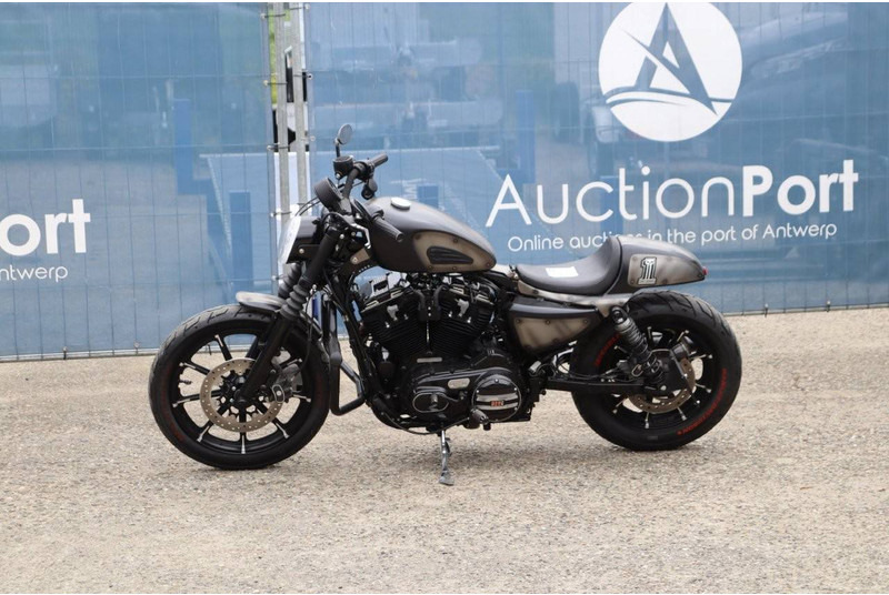 Harley-Davidson Sportster 883 Custom - Motorrad: das Bild 1 Harley-Davidson Sportster 883 Custom - Motorrad: das Bild 1