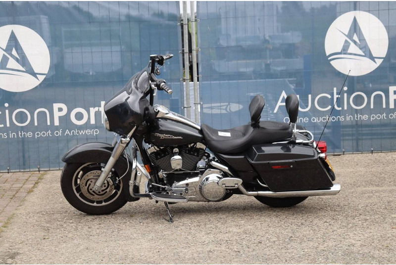 Harley-Davidson Streeet Glide - Motorrad: das Bild 2 Harley-Davidson Streeet Glide - Motorrad: das Bild 2