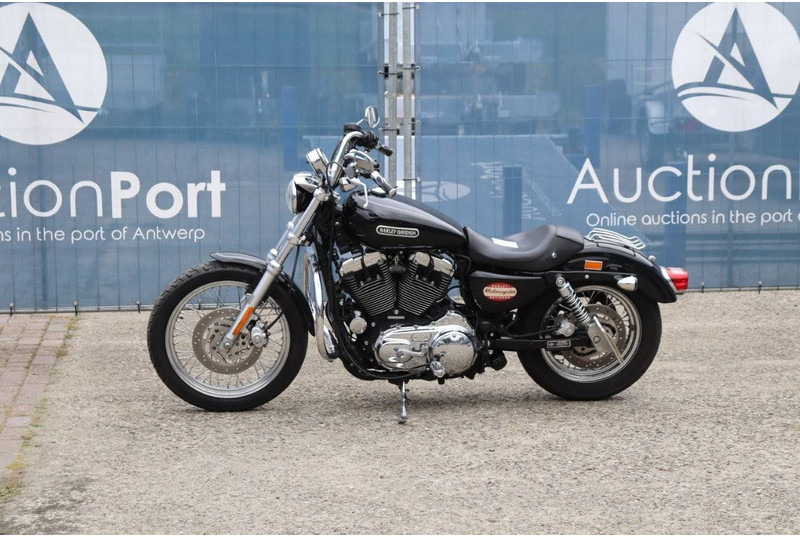 Harley-Davidson XL 1200 L Sportster - Motorrad: das Bild 1 Harley-Davidson XL 1200 L Sportster - Motorrad: das Bild 1