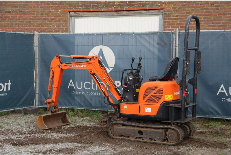 Hitachi ZX10U-2 YSR - Minibagger: das Bild 3 Hitachi ZX10U-2 YSR - Minibagger: das Bild 3