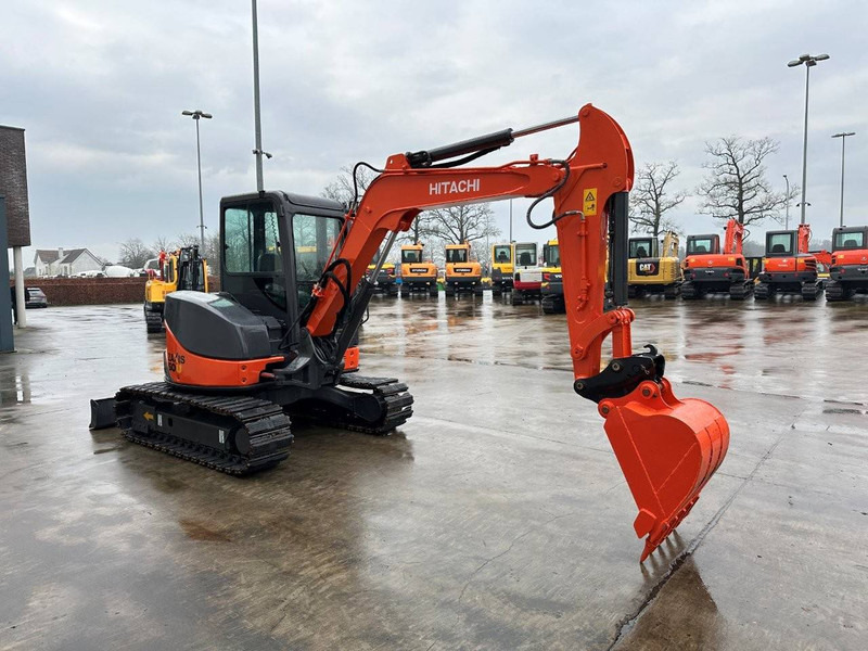 Hitachi ZX50U-2 - Kettenbagger: das Bild 3 Hitachi ZX50U-2 - Kettenbagger: das Bild 3