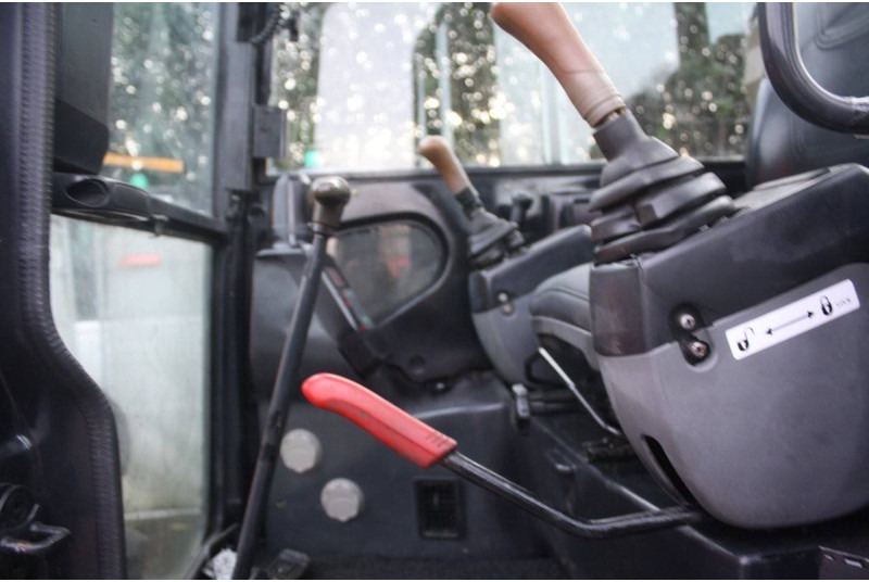 Kettenbagger Hitachi ZX52U-3: das Bild 10