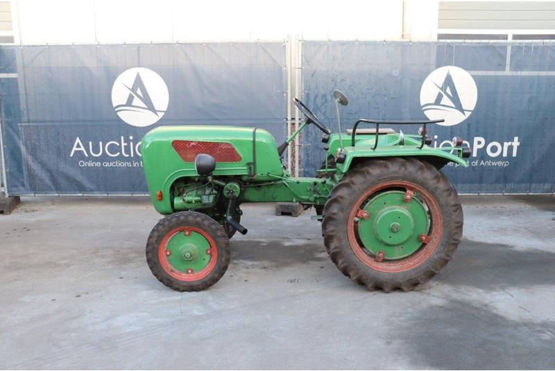 Holder B12 - Traktor: das Bild 2 Holder B12 - Traktor: das Bild 2