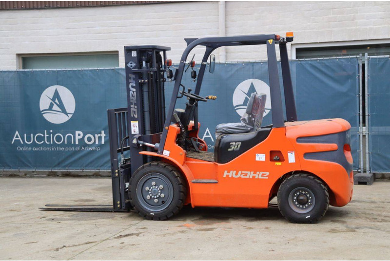 Huahe 1H30Z-N9-D - Dieselstapler: das Bild 3 Huahe 1H30Z-N9-D - Dieselstapler: das Bild 3