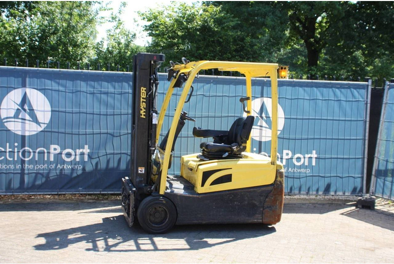 Hyster J2.0XNT LWB - Elektrostapler: das Bild 1 Hyster J2.0XNT LWB - Elektrostapler: das Bild 1