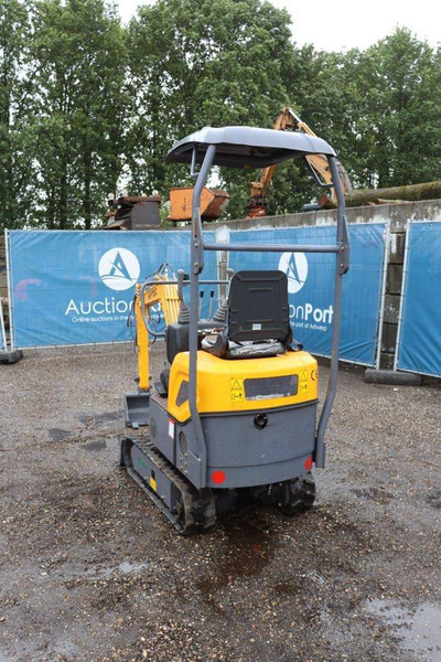 Hytec XV10B - Minibagger: das Bild 4 Hytec XV10B - Minibagger: das Bild 4