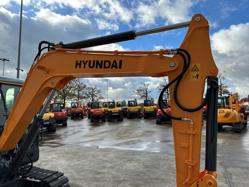 Kettenbagger Hyundai R60VS: das Bild 12