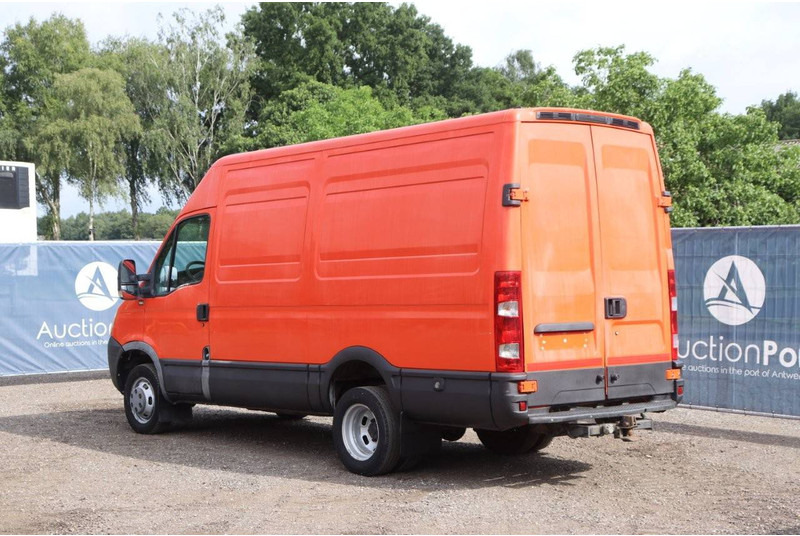 Iveco Daily 35J12B43A - Kastenwagen: das Bild 4 Iveco Daily 35J12B43A - Kastenwagen: das Bild 4