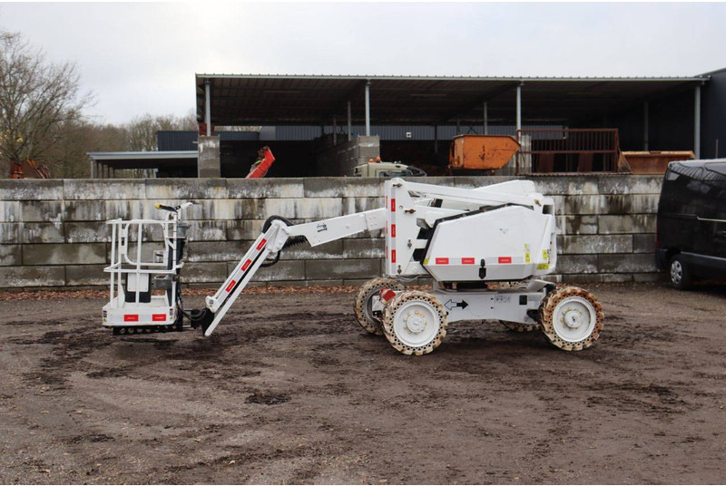 JLG 340AJ - Gelenkarmbühne: das Bild 1 JLG 340AJ - Gelenkarmbühne: das Bild 1