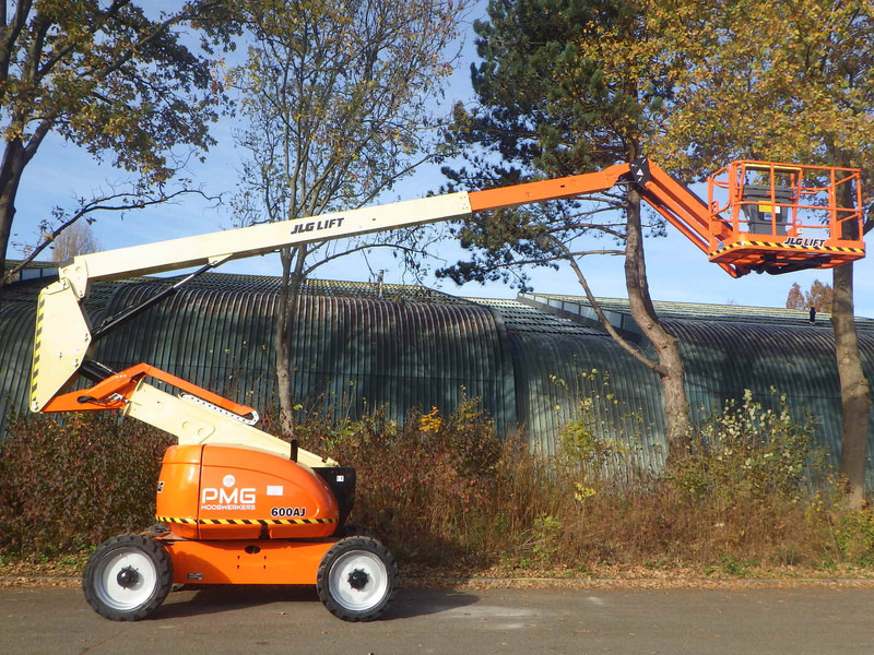 Gelenkarmbühne JLG 600AJ: das Bild 14