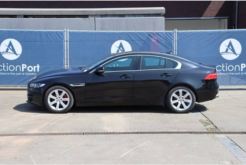 Jaguar XE - Limousine: das Bild 2 Jaguar XE - Limousine: das Bild 2