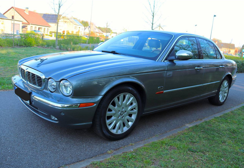 Jaguar XJ-6 3.0 Sovereign - PKW: das Bild 1 Jaguar XJ-6 3.0 Sovereign - PKW: das Bild 1