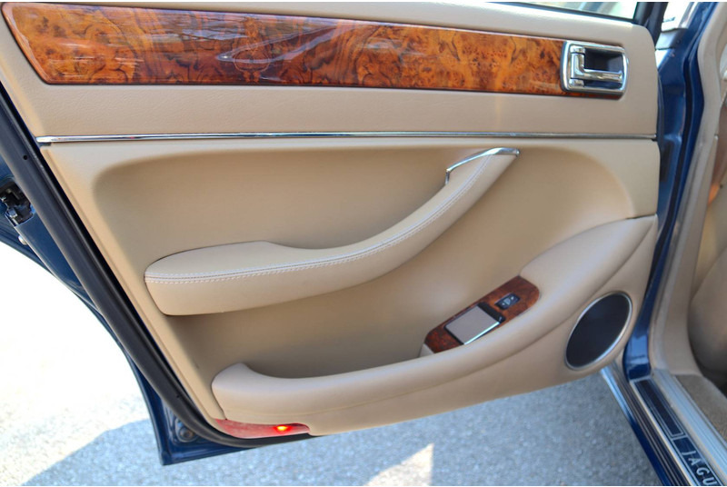 PKW Jaguar XJ Sovereign 4.0: das Bild 19