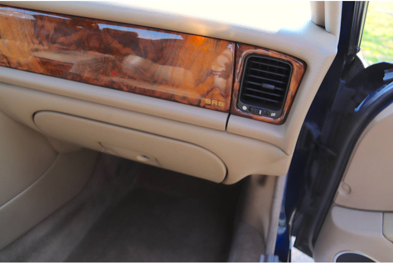 PKW Jaguar XJ Sovereign 4.0: das Bild 9