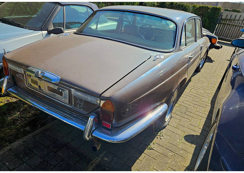 Jaguar 'XJ (series II) 4.2 Manual 4-Speed Overdrive - Limousine: das Bild 4 Jaguar 'XJ (series II) 4.2 Manual 4-Speed Overdrive - Limousine: das Bild 4