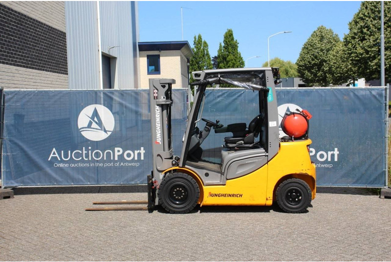 Jungheinrich TFG 425s - Treibgasstapler: das Bild 2 Jungheinrich TFG 425s - Treibgasstapler: das Bild 2