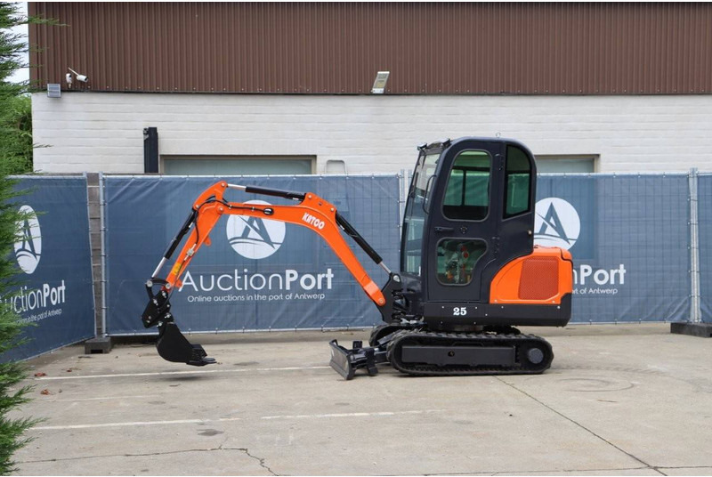 Katco Q27-POWER+ - Kettenbagger: das Bild 1 Katco Q27-POWER+ - Kettenbagger: das Bild 1