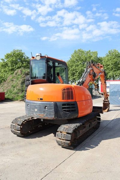 Komatsu PC80MR-3 - Kettenbagger: das Bild 5 Komatsu PC80MR-3 - Kettenbagger: das Bild 5