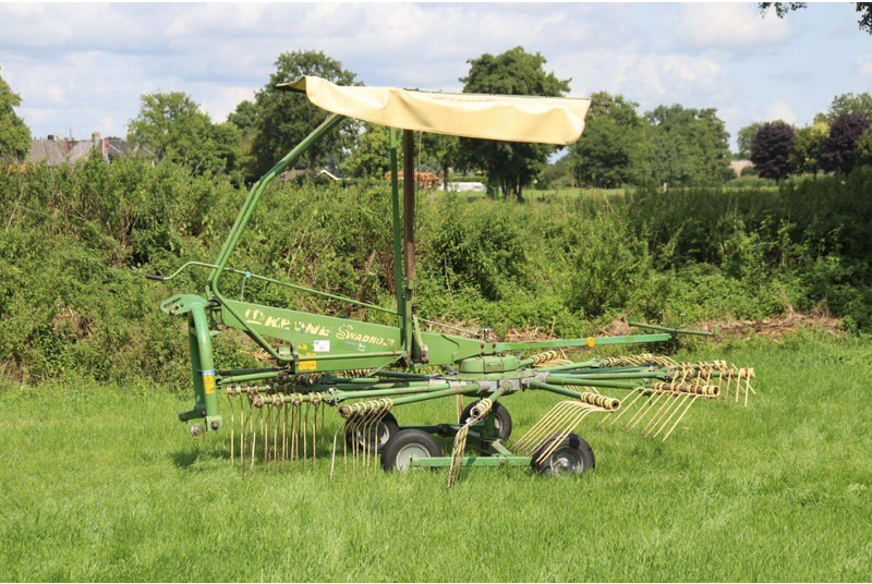 Krone Swadro 46 - Heuwender/ Wenderechen: das Bild 1 Krone Swadro 46 - Heuwender/ Wenderechen: das Bild 1