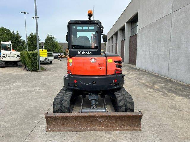 Kubota U55-4 - Kettenbagger: das Bild 5 Kubota U55-4 - Kettenbagger: das Bild 5