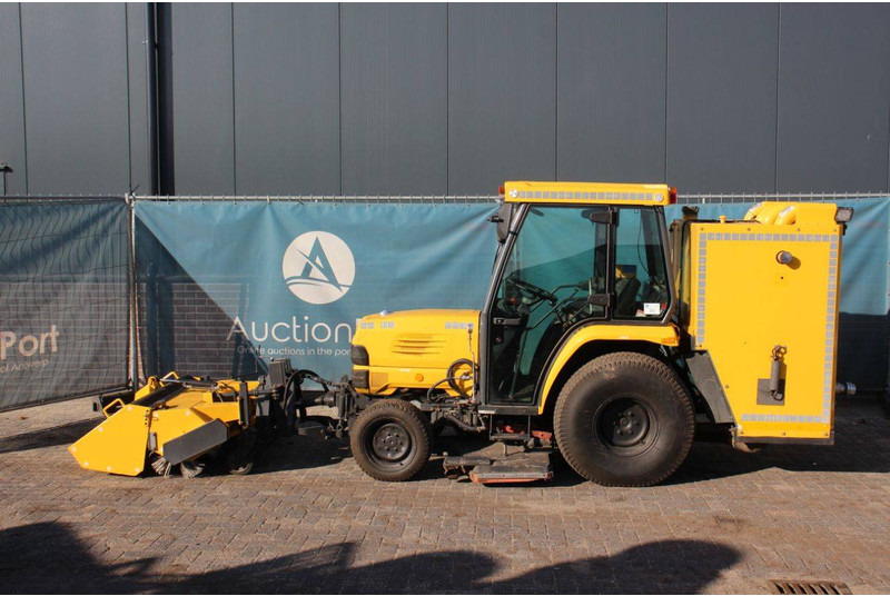 Kubota Version STV40 - Traktor: das Bild 2 Kubota Version STV40 - Traktor: das Bild 2