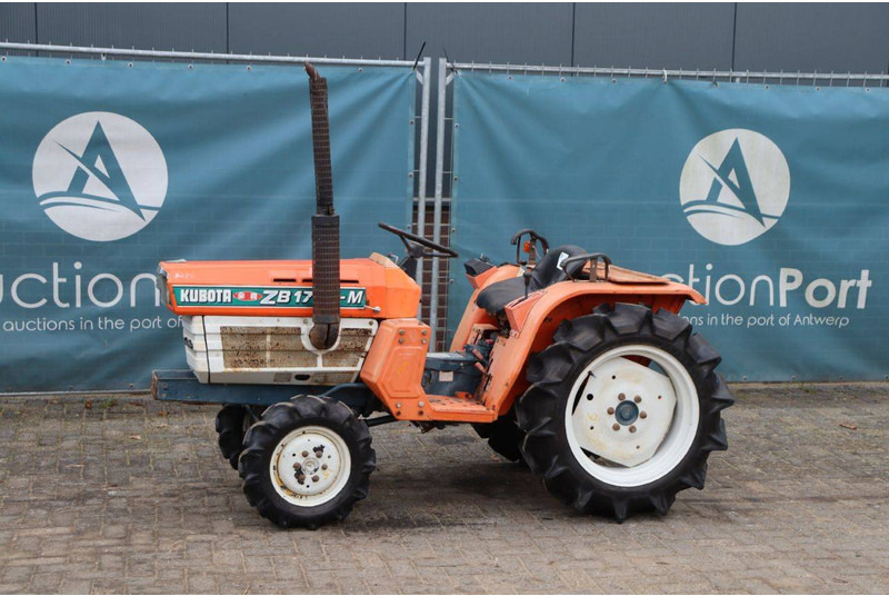 Kubota ZB1702-M - Traktor: das Bild 1 Kubota ZB1702-M - Traktor: das Bild 1