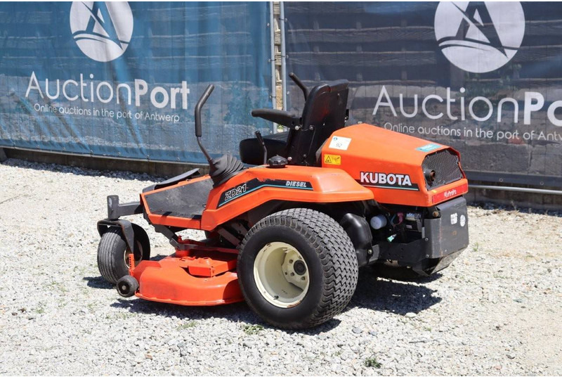 Kubota ZD21-EC - Rasenmäher: das Bild 3 Kubota ZD21-EC - Rasenmäher: das Bild 3