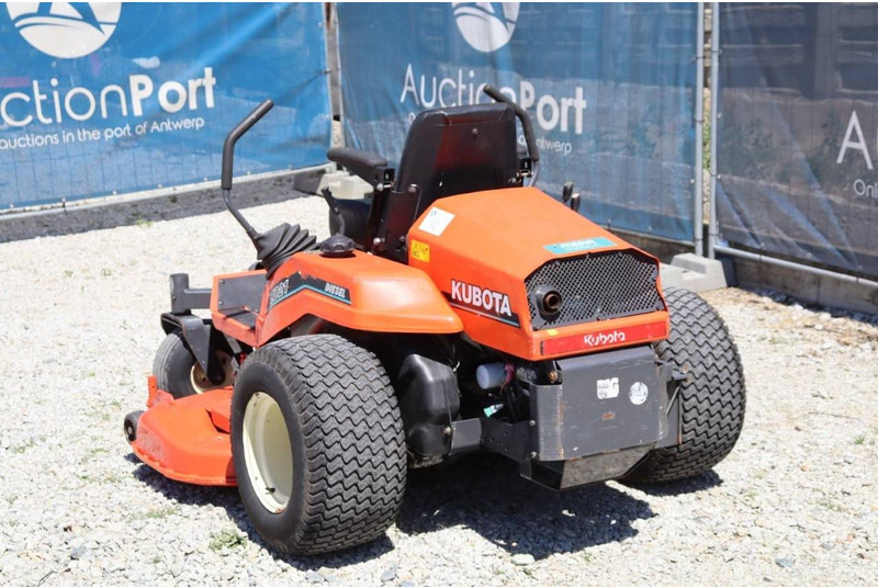 Kubota ZD21-EC - Rasenmäher: das Bild 4 Kubota ZD21-EC - Rasenmäher: das Bild 4